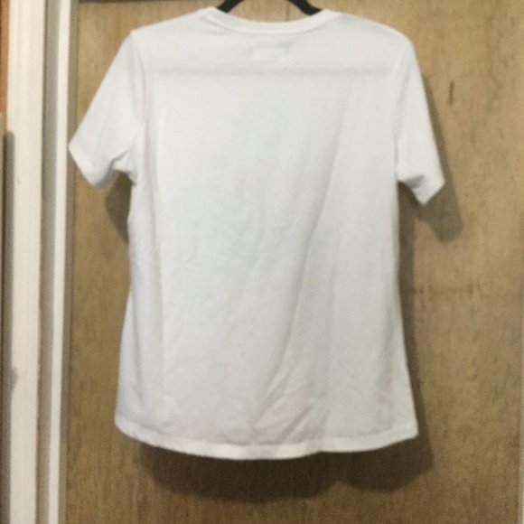 Columbia t-shirt like new condition size medium - Picture 2 of 4